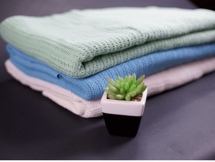 Cotton/Flannel Thermal Blankets